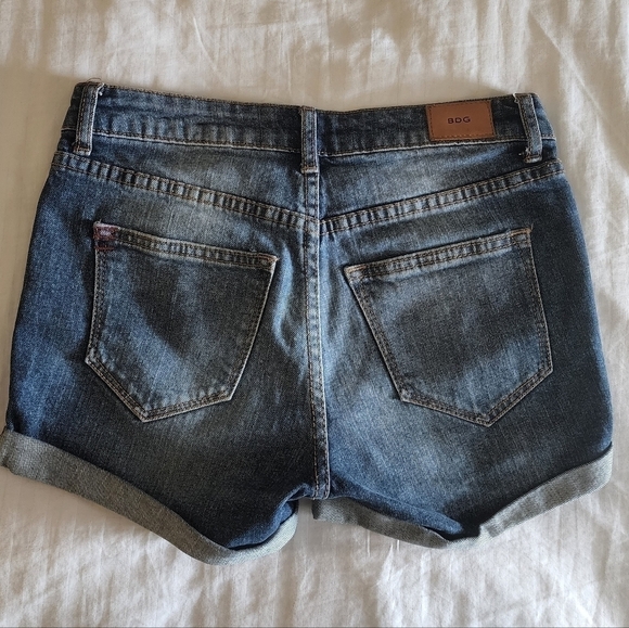 BDG mid rise 5 pocket Alexa shortie shorts size 25 - Picture 5 of 5